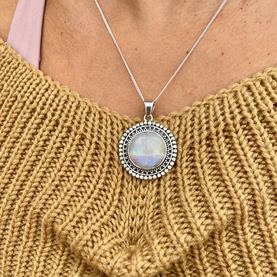 Collar de piedra luna KHAMALI