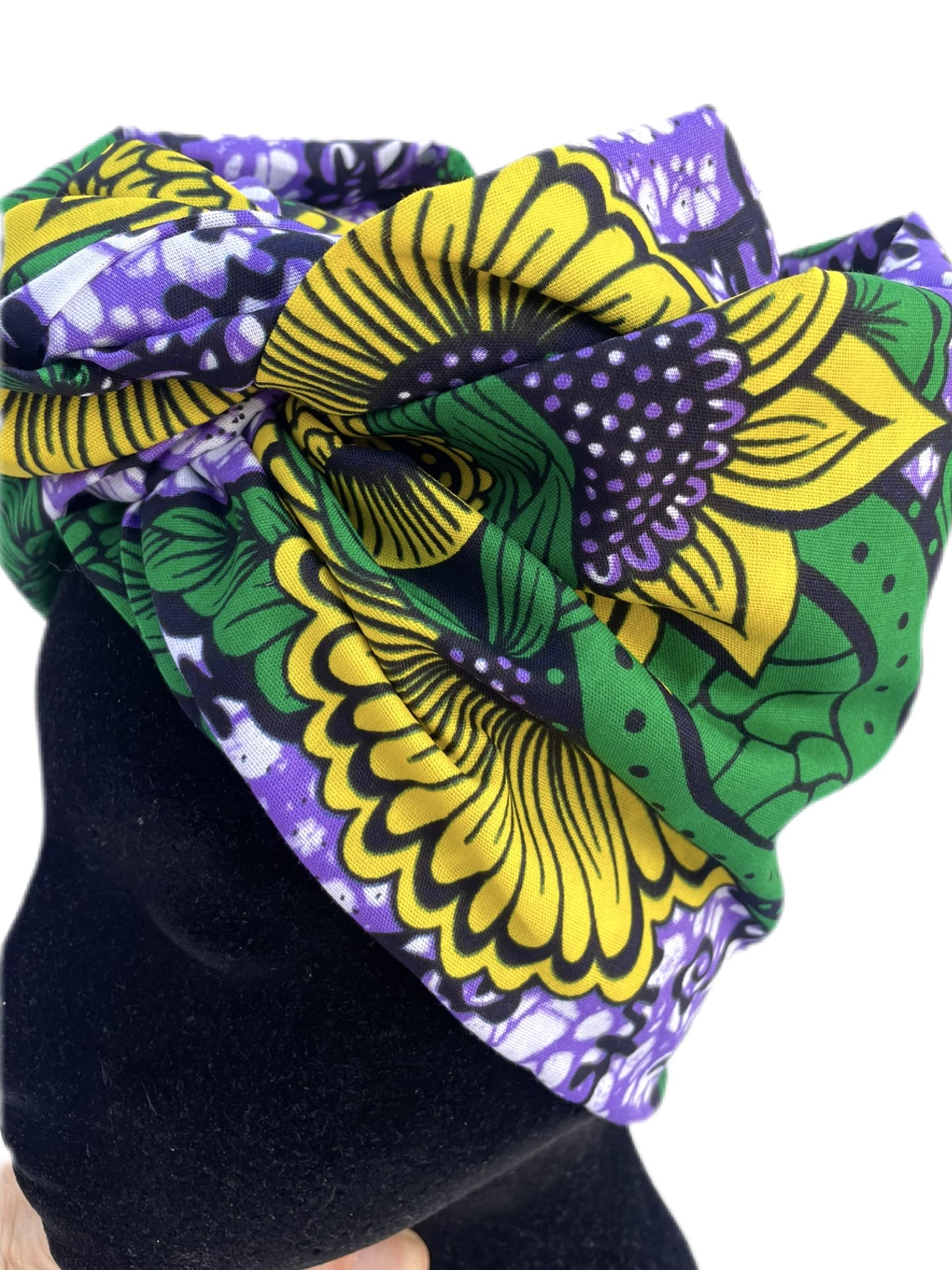 Turbante lila con girasoles KHAMALI
