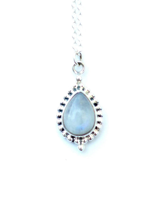 Colgante con piedra luna