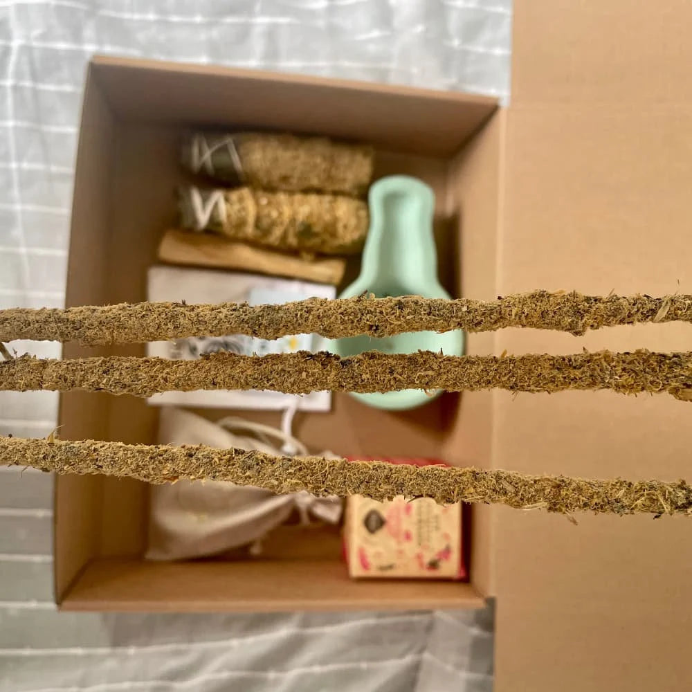 Caja de sahumerios y minerales, Kit de purificación y recarga, limpieza energética, Caja de autocuidado, kit de limpieza de la casa KHAMALI