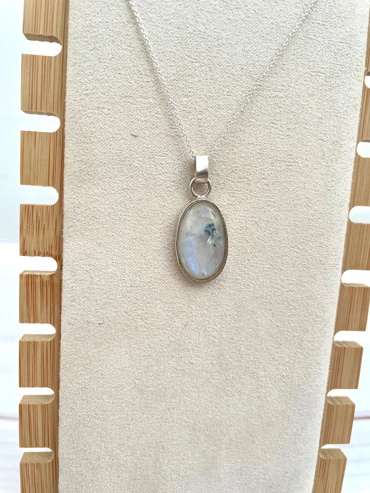 Colgante de piedra LUNA natural khamali Shop