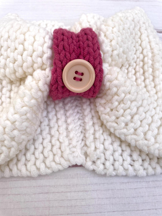 Turbante hecho a mano blanco y rosa KHAMALI