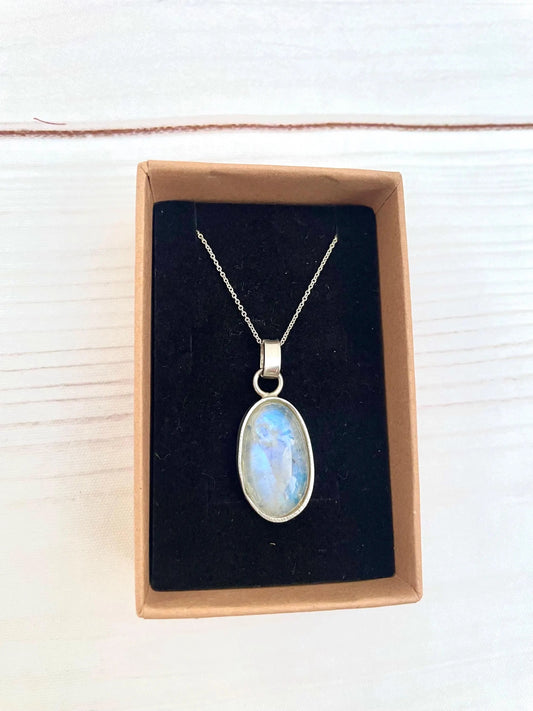 Colgante de piedra LUNA natural khamali Shop