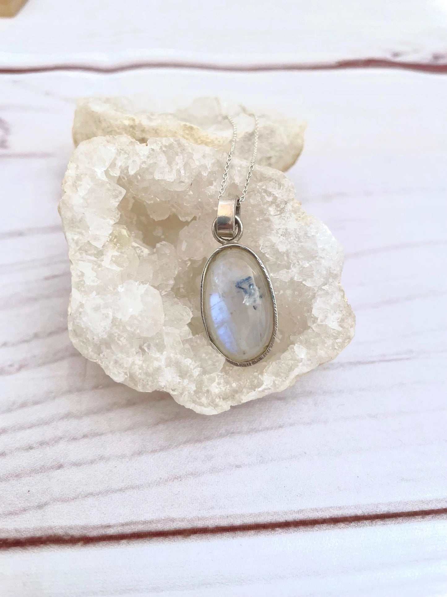 Colgante de piedra LUNA natural khamali Shop