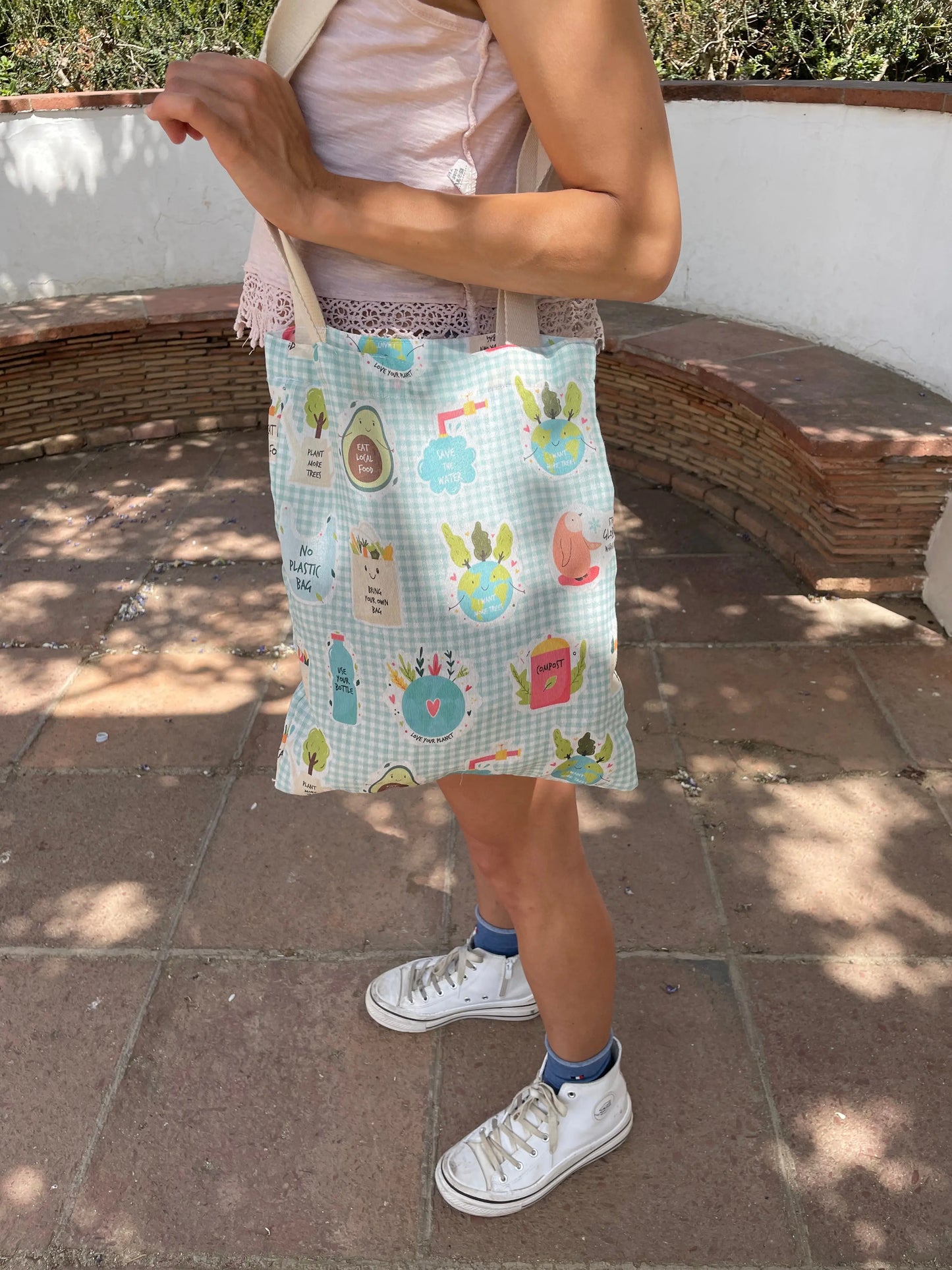 Tote bag hecha a mano Salvemos el planeta - KHAMALI