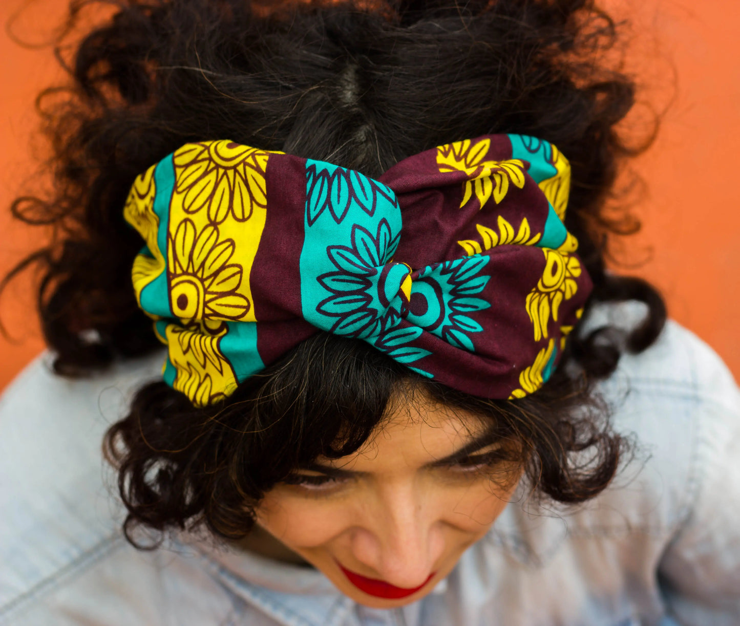 Turbante ankara doble capa envoltura cabello marrón, amarillo y azul con flores cinta ancha - KHAMALI