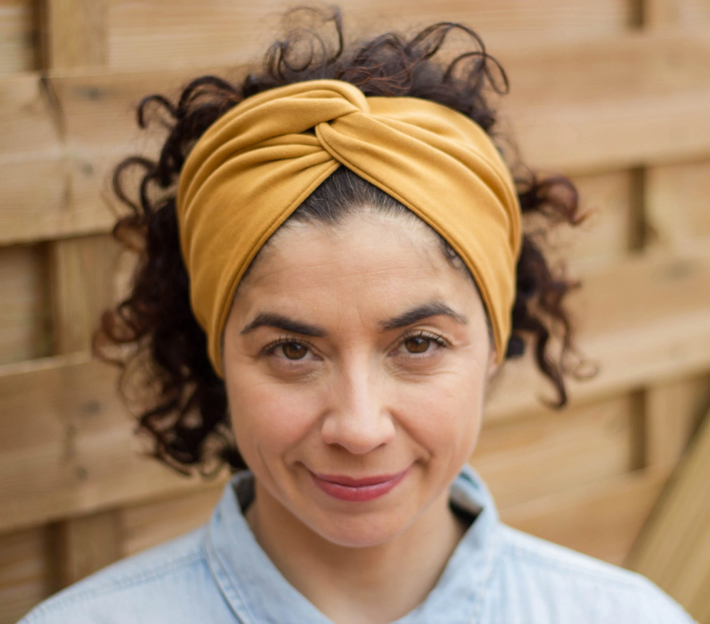 Turbante elástico ocre - KHAMALI