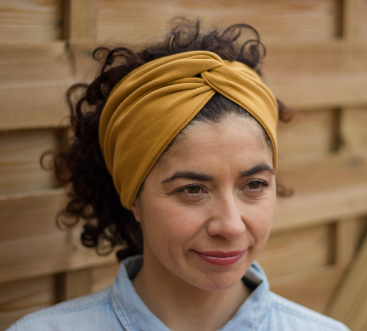 Turbante elástico ocre - KHAMALI