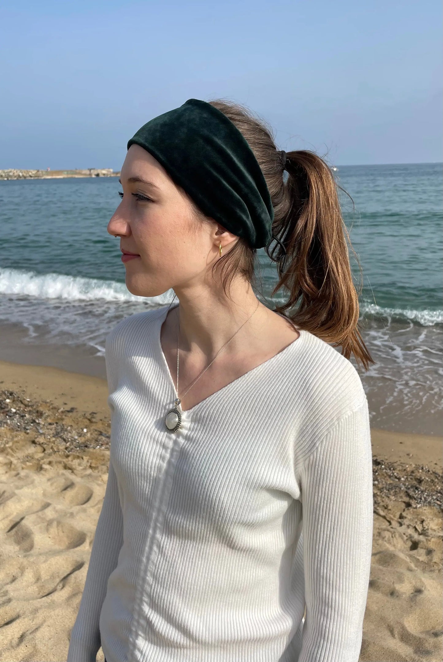 Cinta suave del pelo de terciopelo verde - KHAMALI