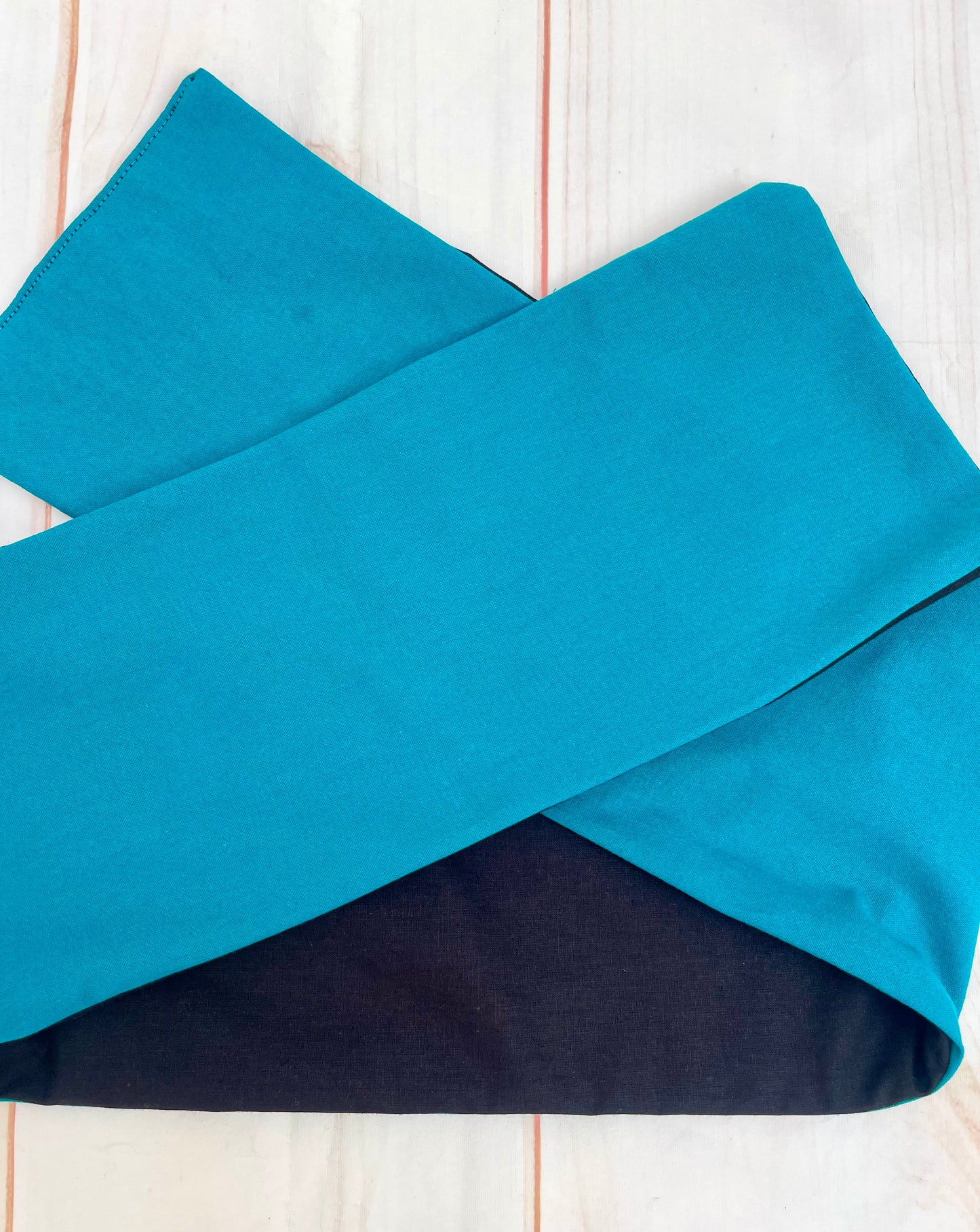 Cinta con alambre azul