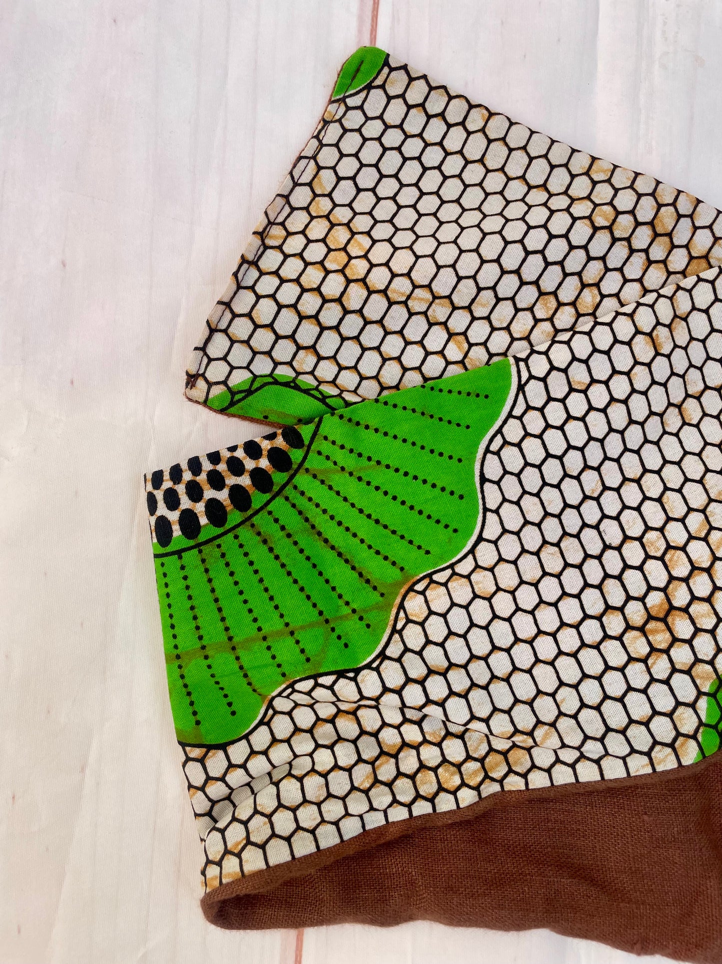 Cinta verde con alambre colmena