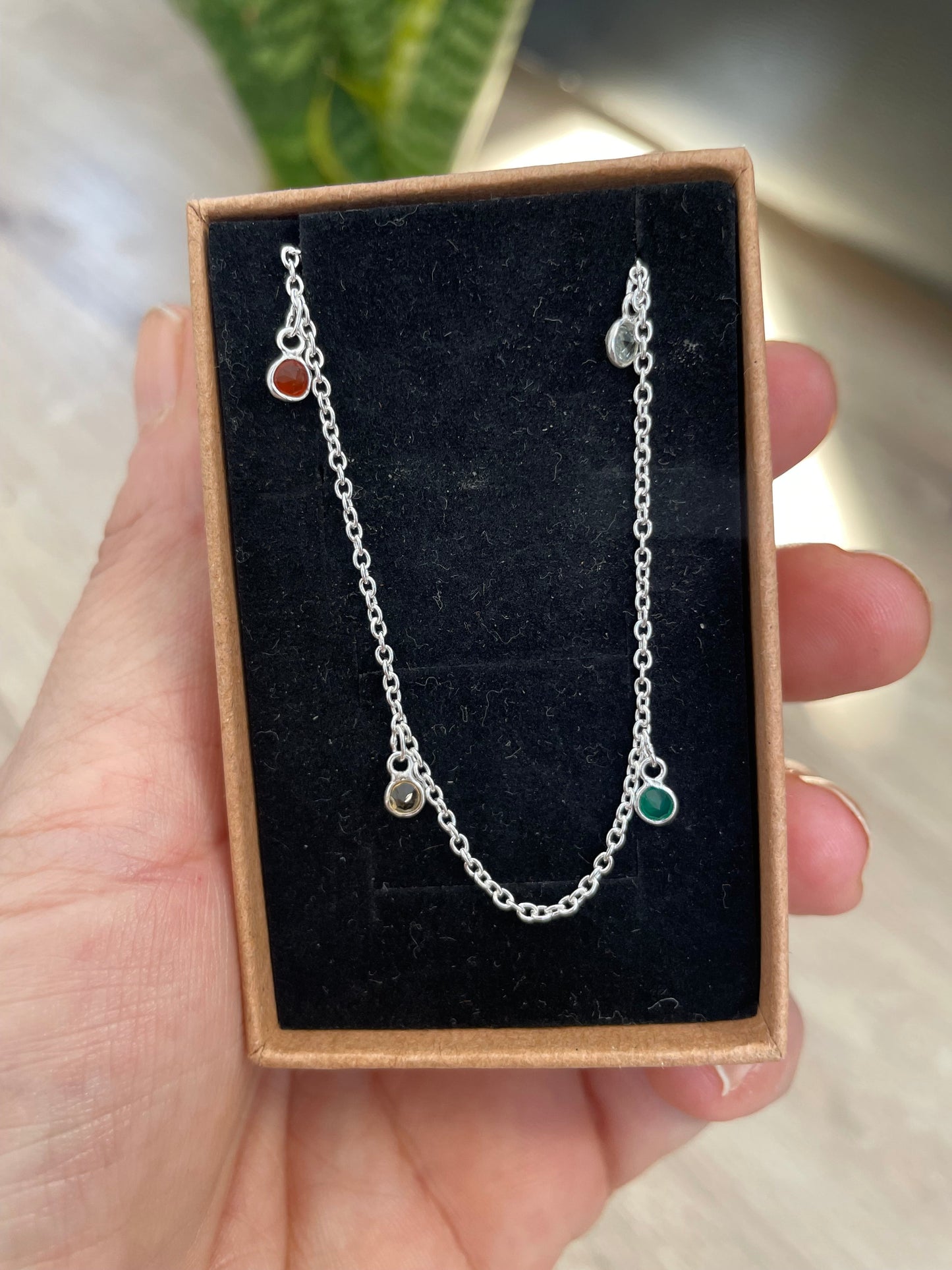 Collar de plata y piedras KHAMALI