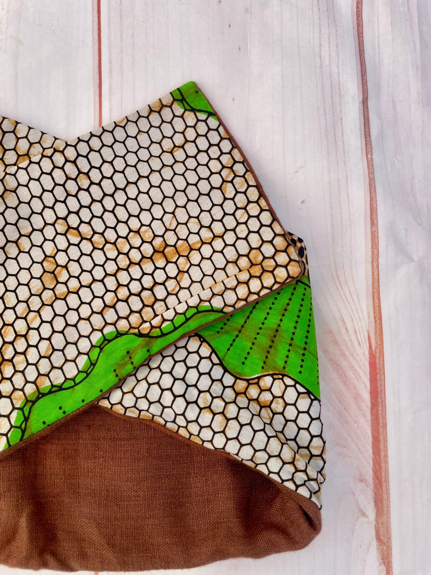 Cinta verde con alambre colmena