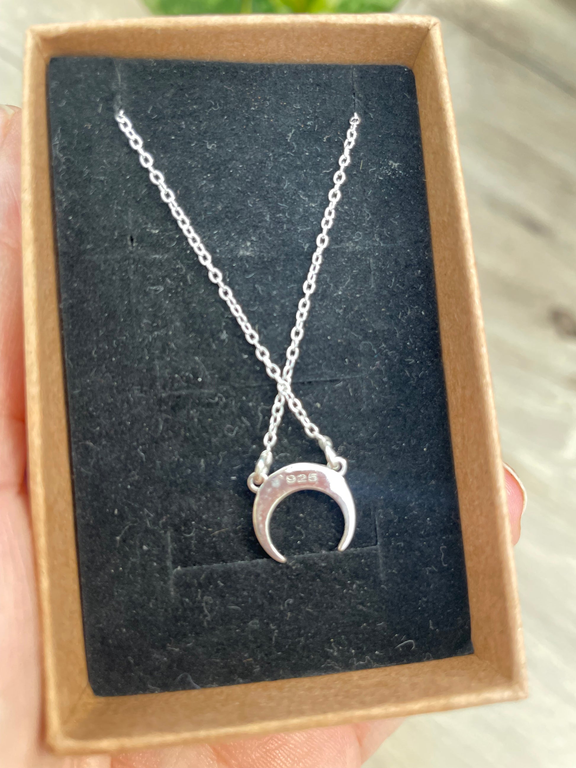 Colgante media luna plata KHAMALI