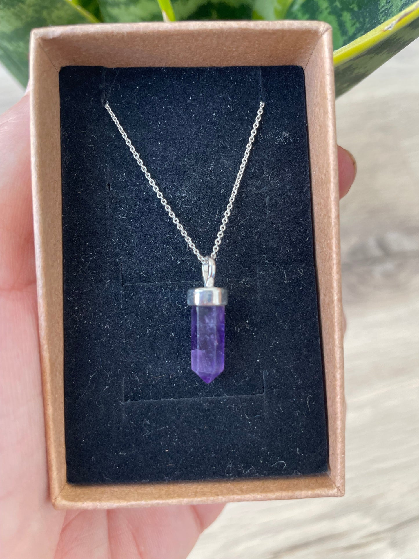 Colgante punta de amatista natural KHAMALI