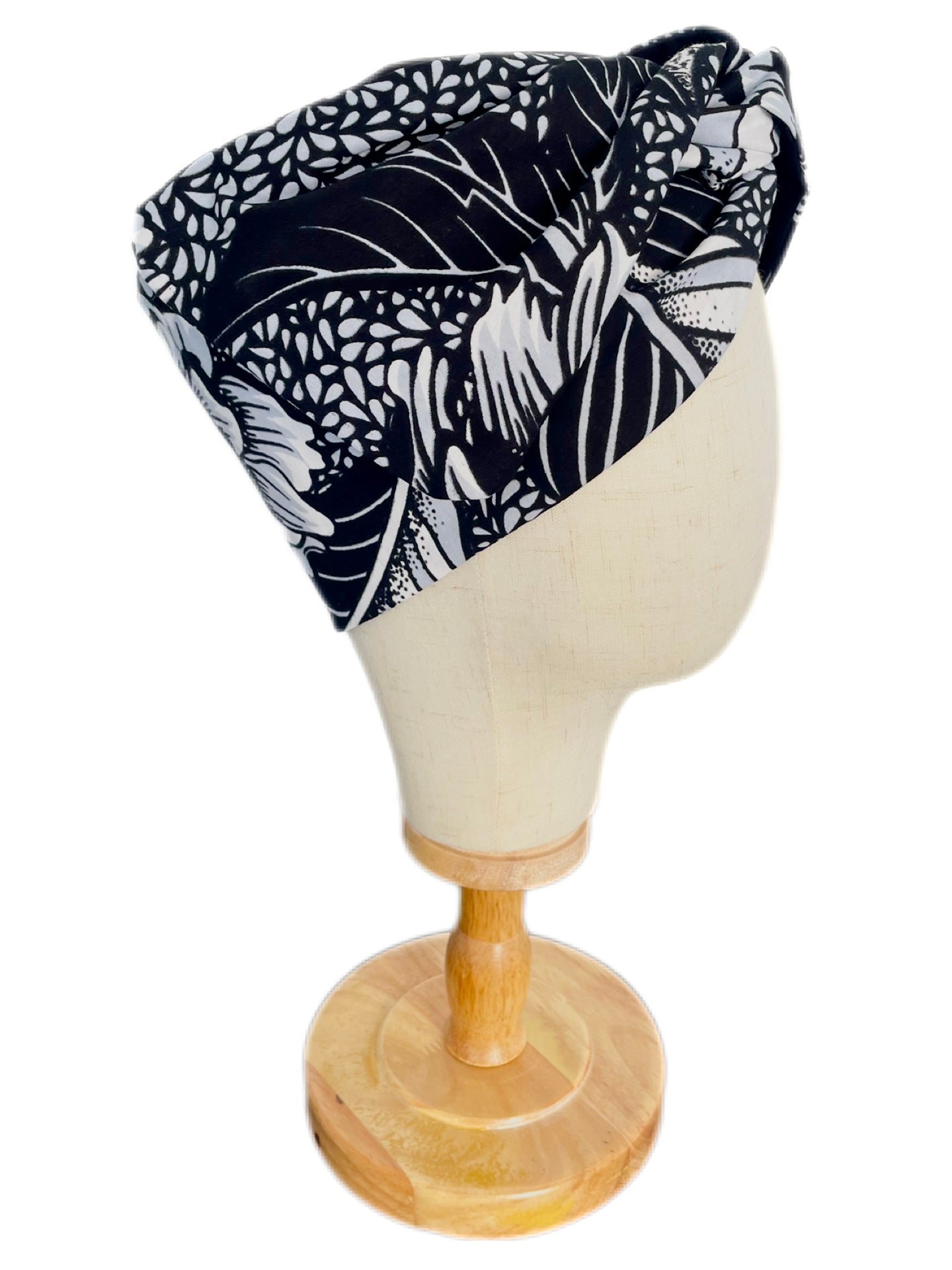 Turbante estampado hojas blanco y negro