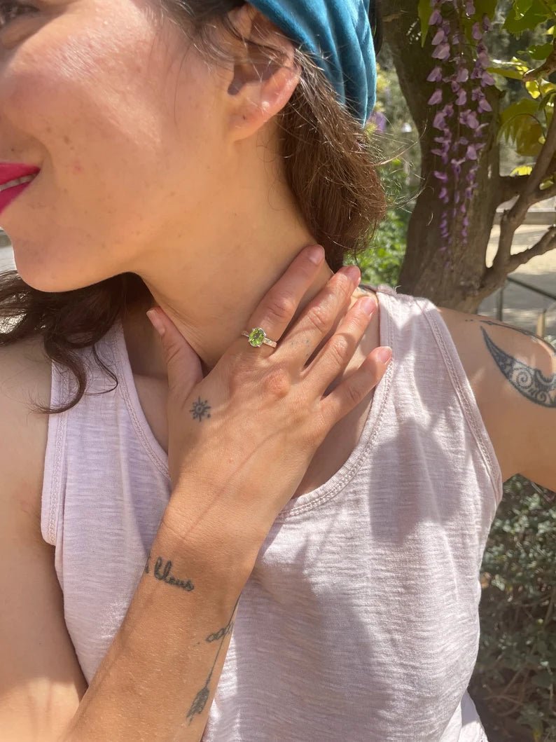 Anillo peridoto natural en plata 925 - Pieza ÚNICA - KHAMALI