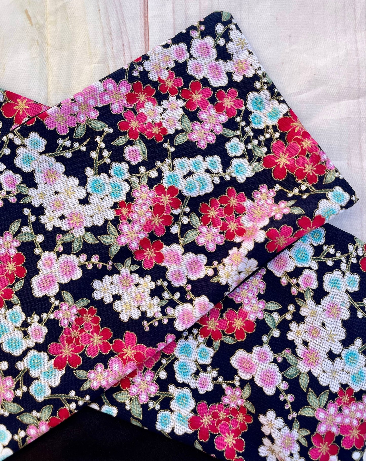 Cinta con alambre estilo japonés floral negro y rojo - KHAMALI