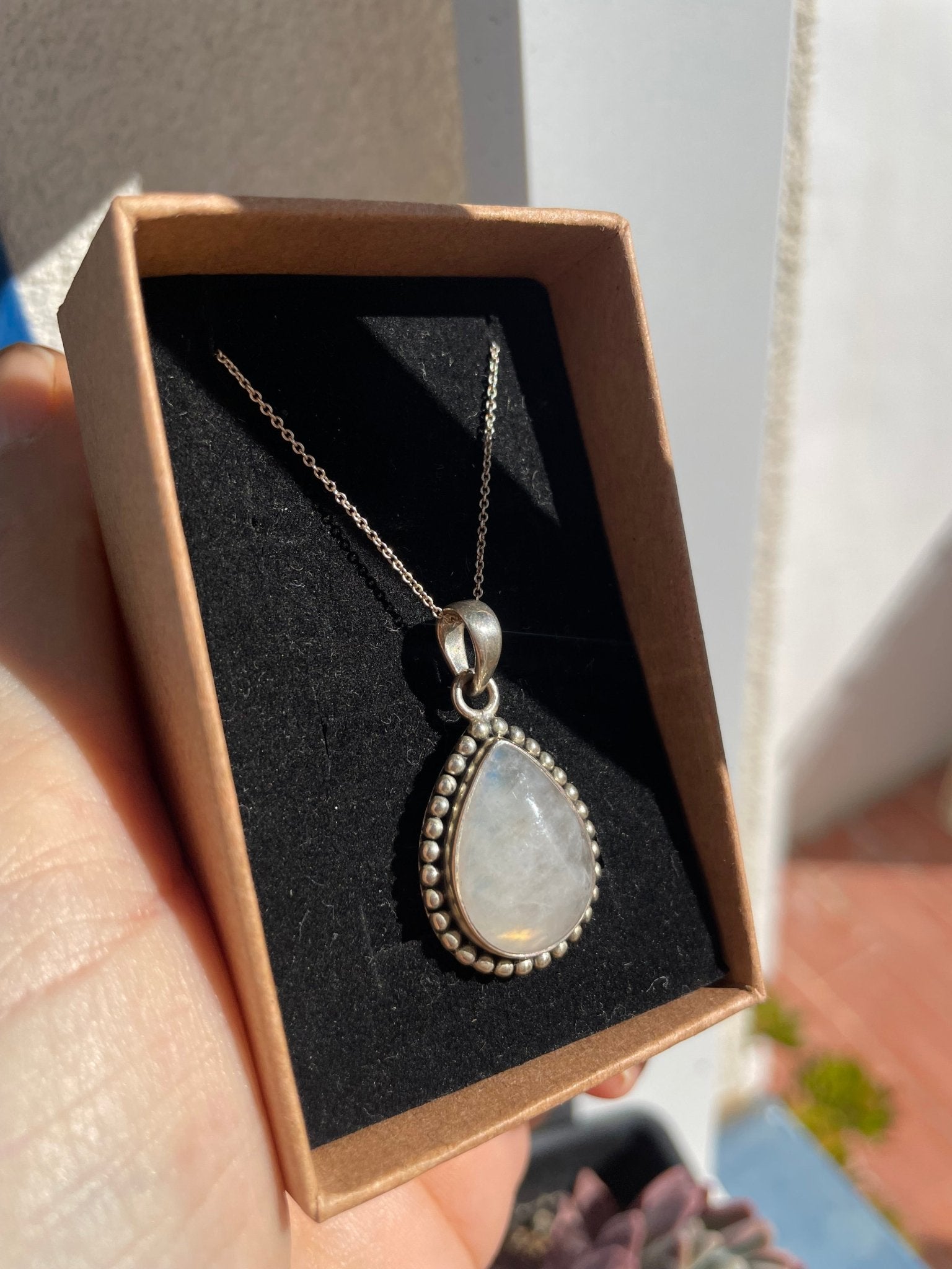 Colgante de piedra luna natural - KHAMALI