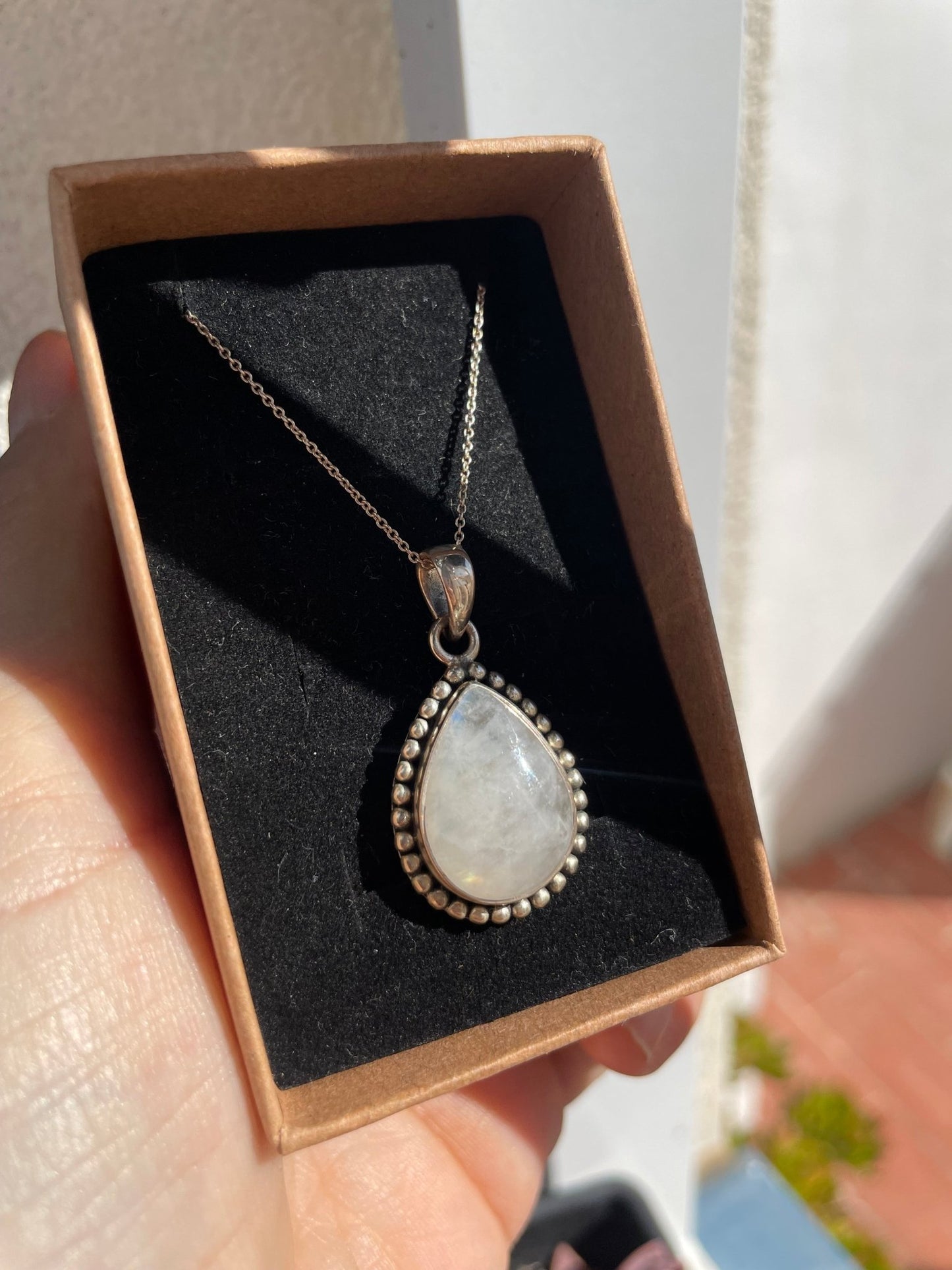 Colgante de piedra luna natural - KHAMALI