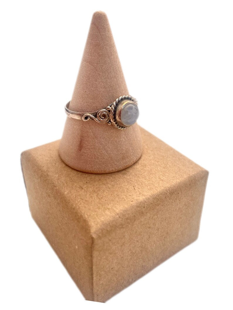 Anillo boho piedra luna KHAMALI