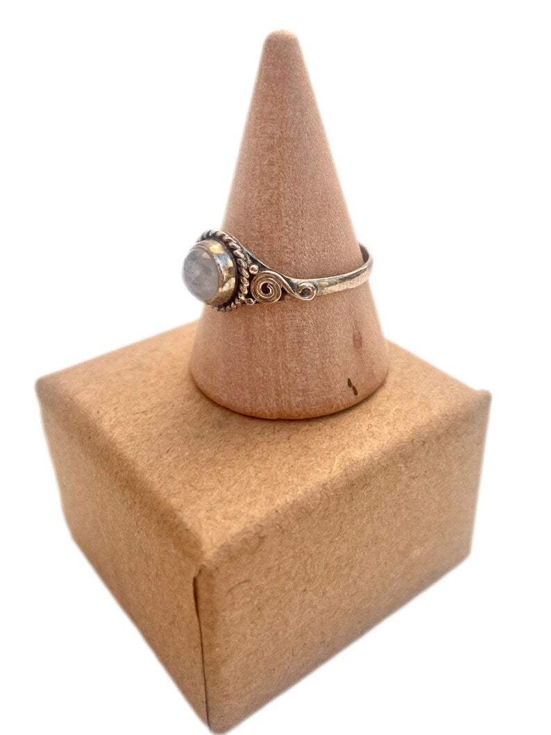 Anillo boho piedra luna KHAMALI