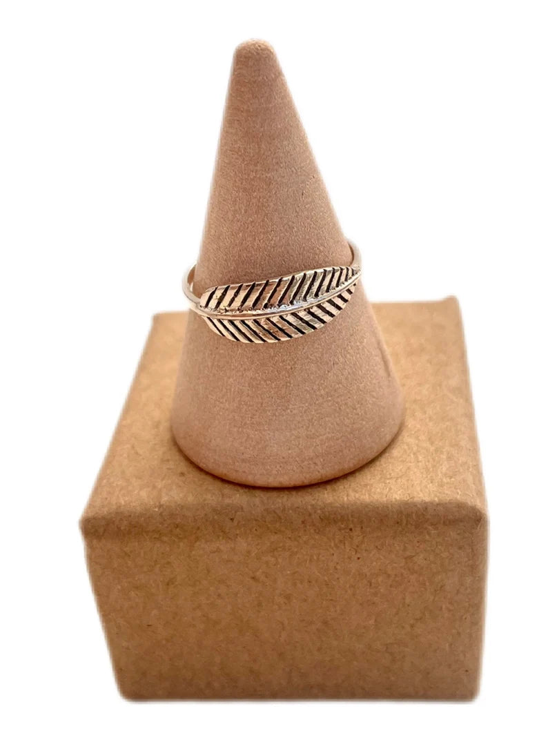 Anillo hoja KHAMALI