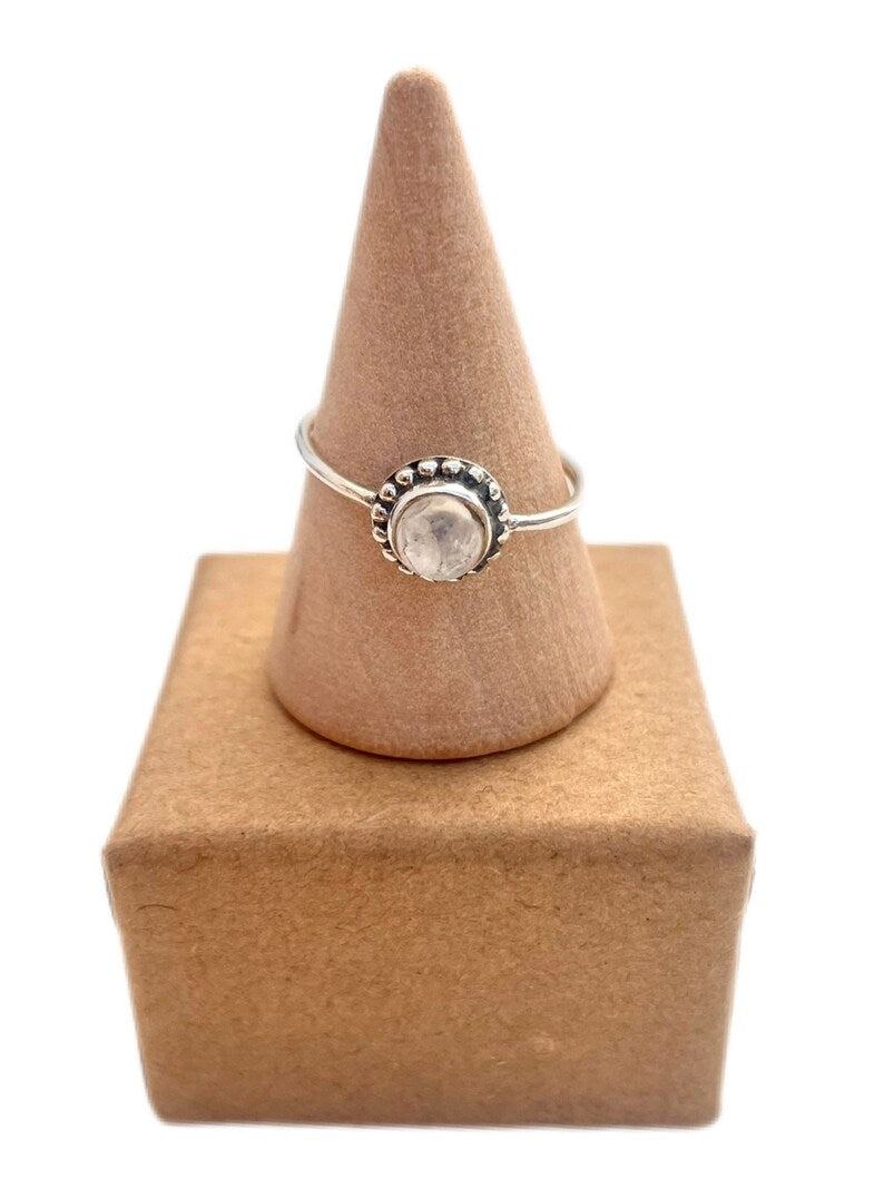 Anillo flor y piedra natural KHAMALI