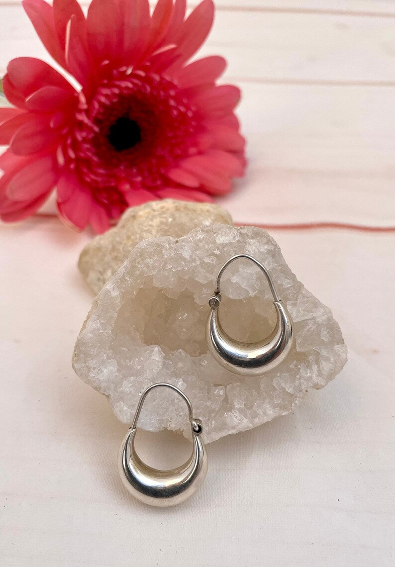 Aros gruesos de plata 925 – Clásicos con carácter KHAMALI