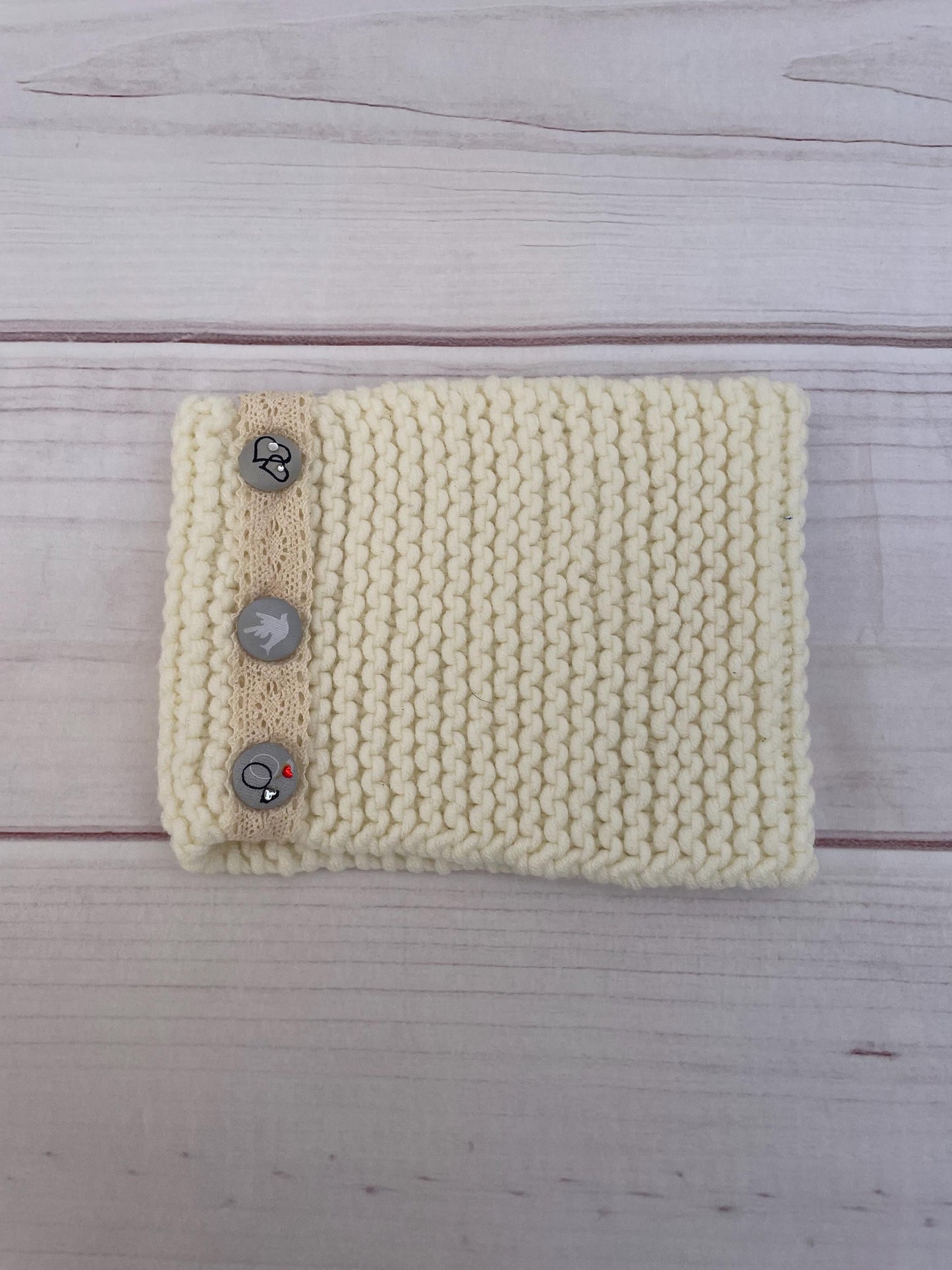 Turbante blanco con botones tejido a mano khamali Shop