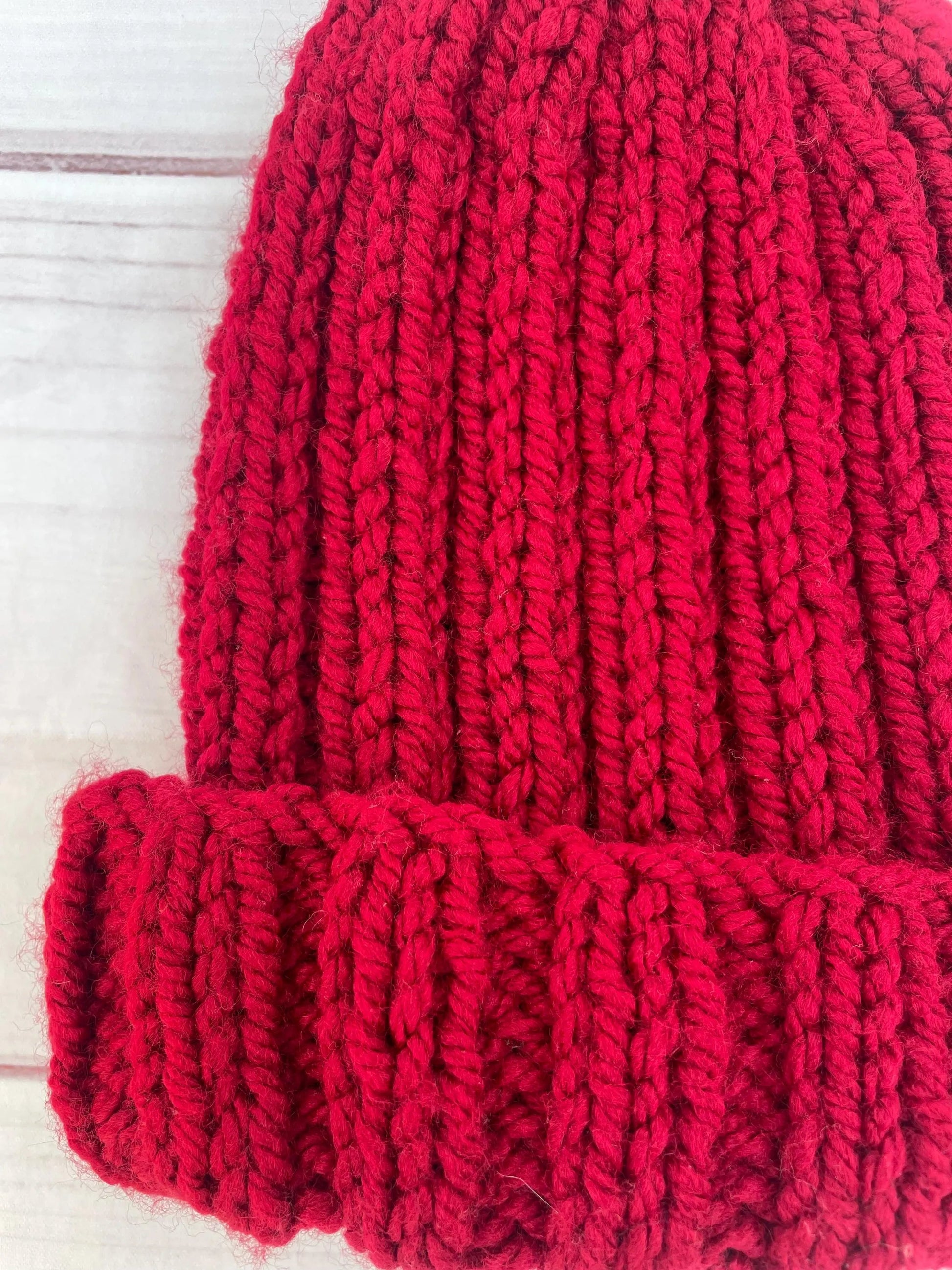 Gorro rojo tejido a mano khamali Shop