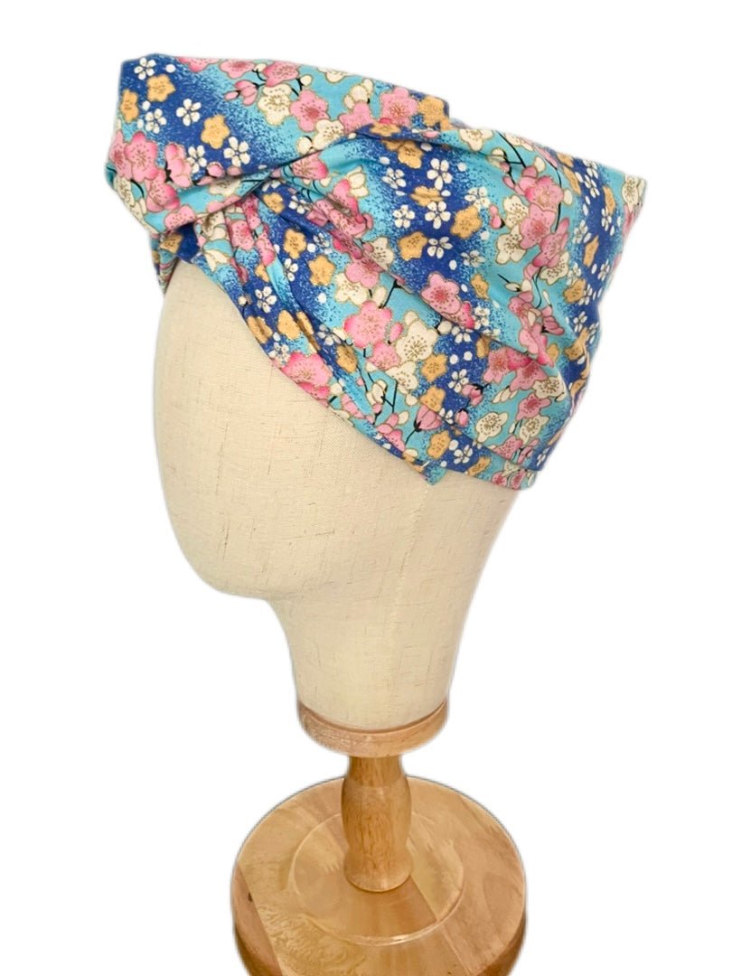 Turbante completo estilo floral japonés azul cielo - KHAMALI