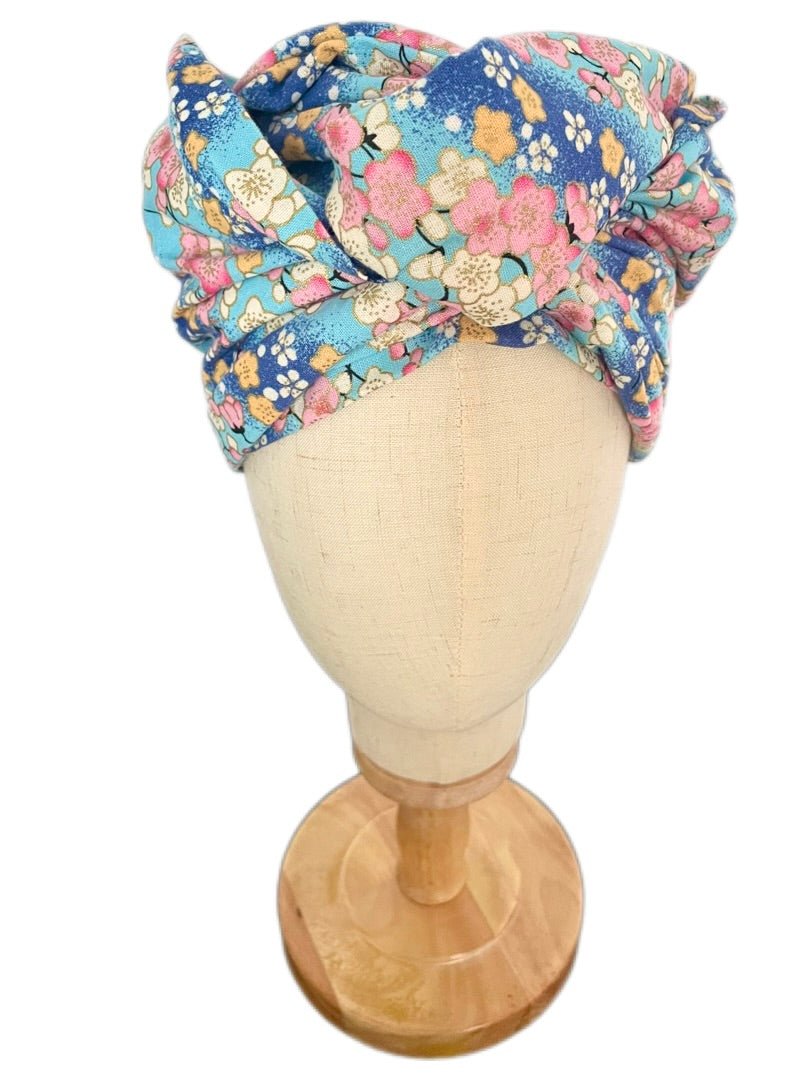 Turbante completo estilo floral japonés azul cielo - KHAMALI