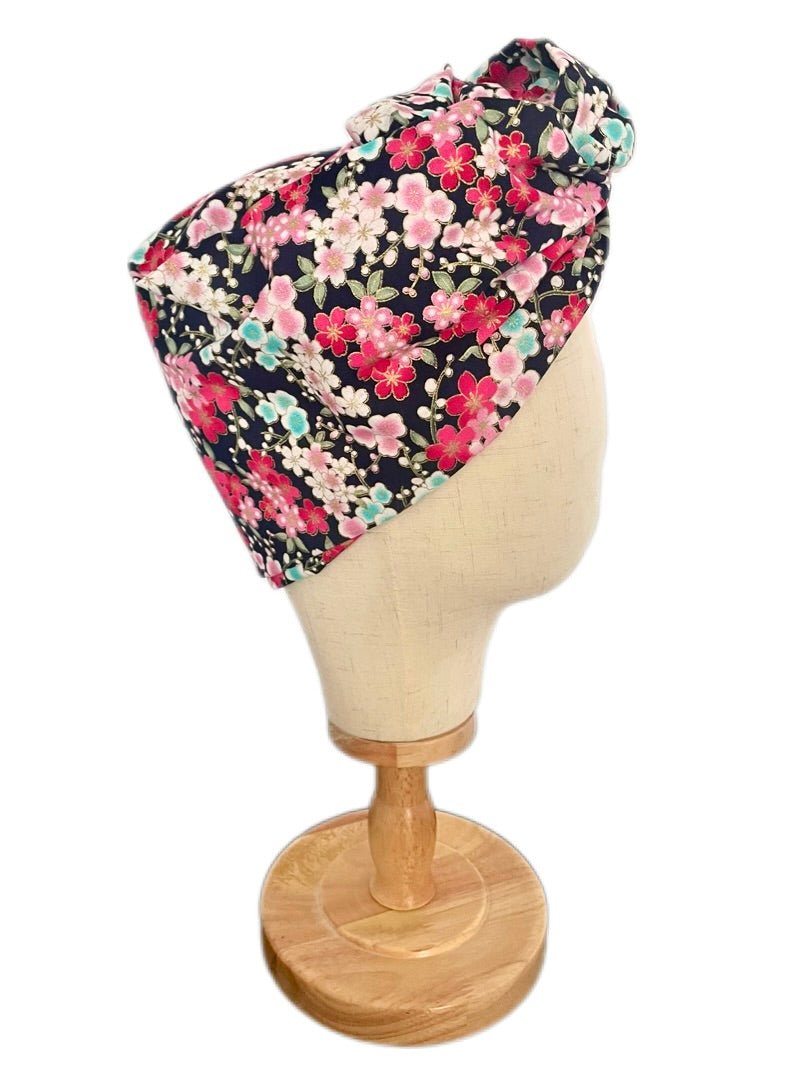 Turbante completo estilo floral japonés negro y rojo - KHAMALI