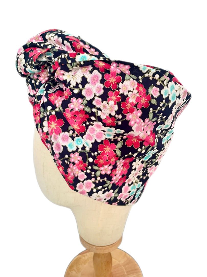 Turbante completo estilo floral japonés negro y rojo - KHAMALI
