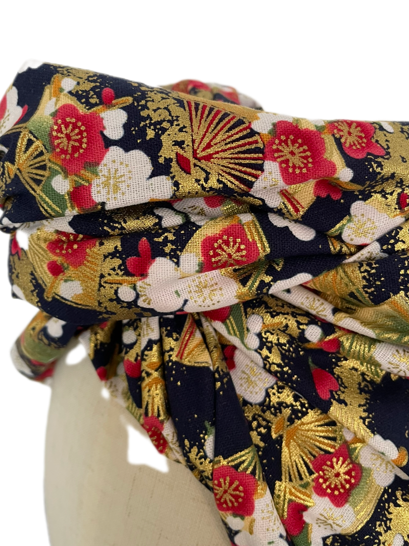 Turbante Japonés Esencia – Tonos rojos, blancos y dorados - KHAMALI