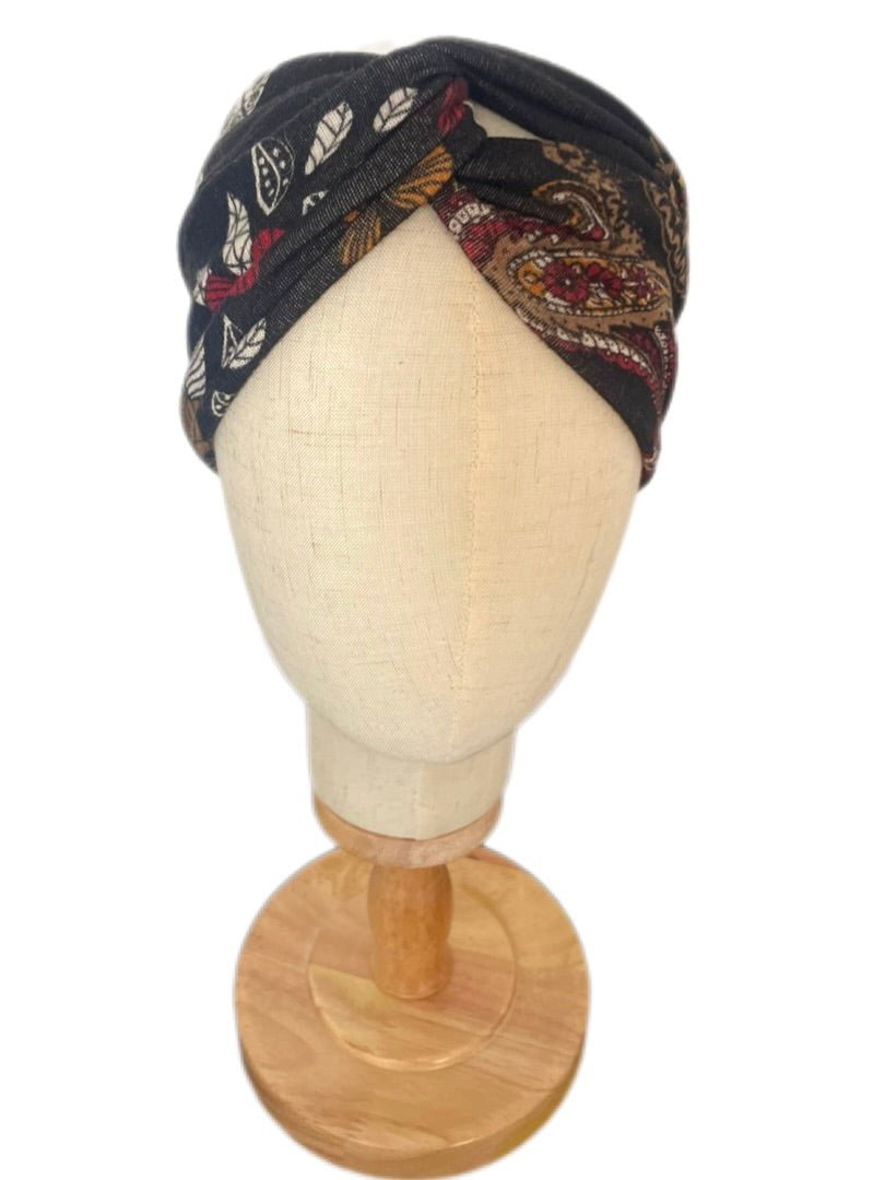 Turbante negro floral hecho a mano - KHAMALI