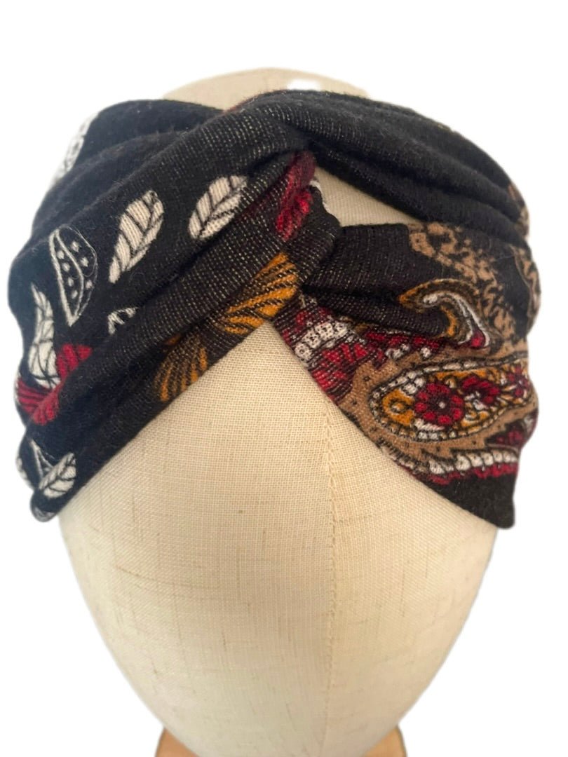 Turbante negro floral hecho a mano - KHAMALI