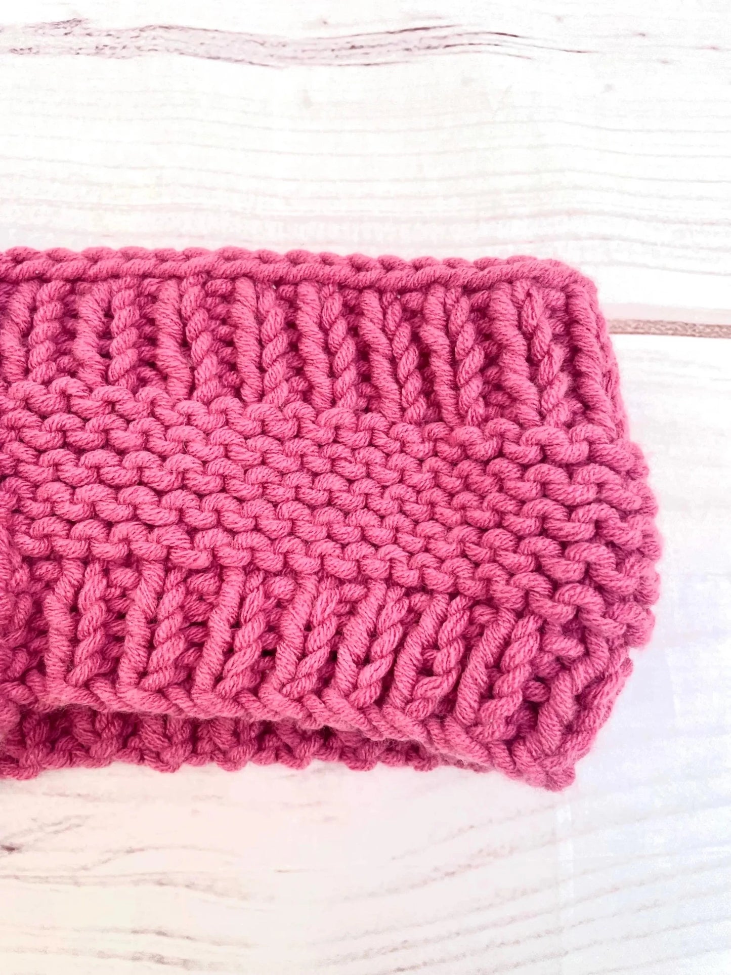 Turbante rosa con botón – tejido a mano - KHAMALI