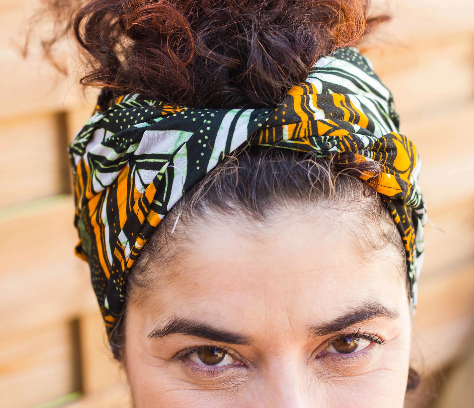 Turbante pin up regalo para ella estilo tropical blanco verde y ocre - KHAMALI